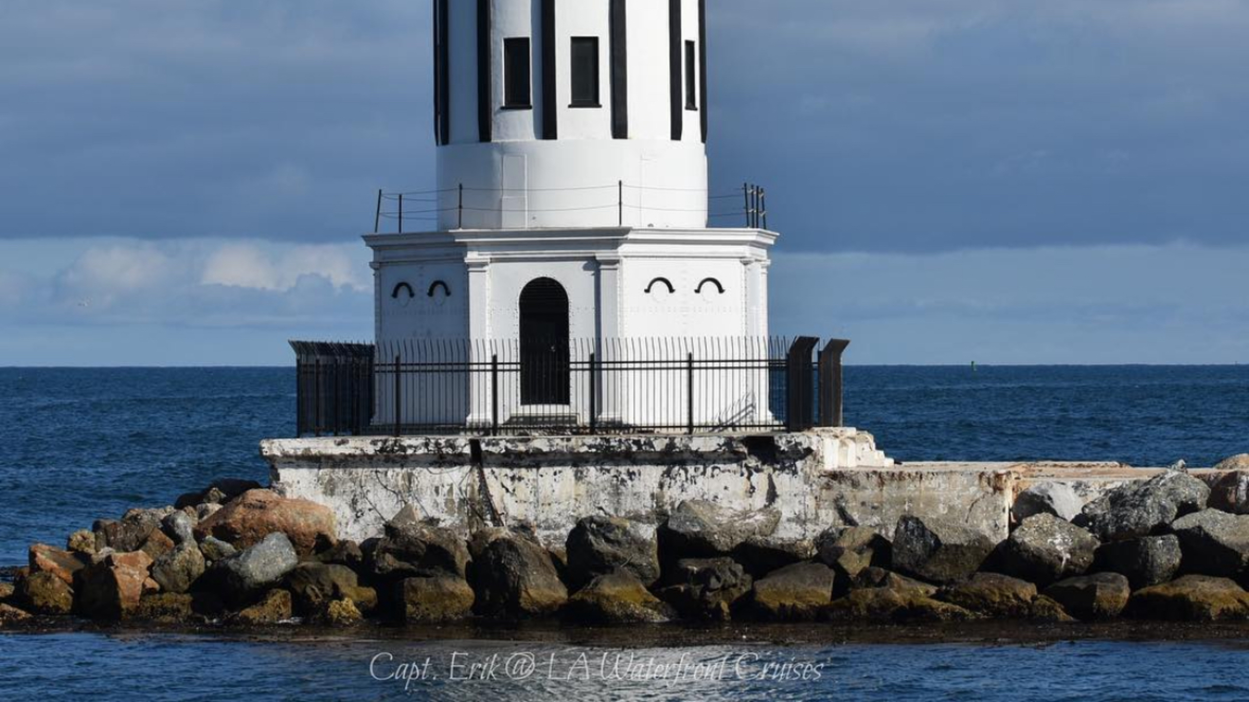 乘坐這趟獨特的南加利福尼亞州郵輪，探索當地海洋生物和港口歷史