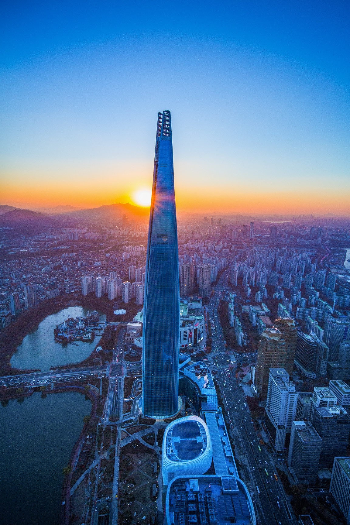 Everland & Lotte World Multi-day Adventure & City Highlights Tour