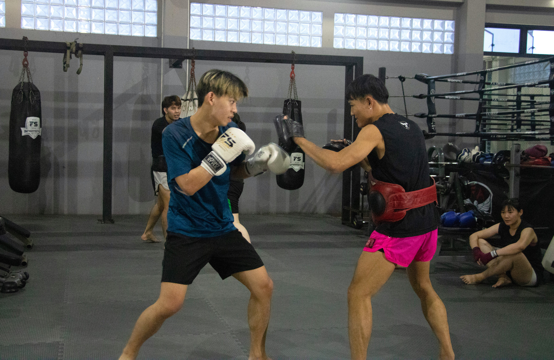 These beginner classes are adapted based on your fitness level and boxing skill. Get handy tips and tricks from your professional, English-speaking instructors who will guide you through the entire duration of the class.