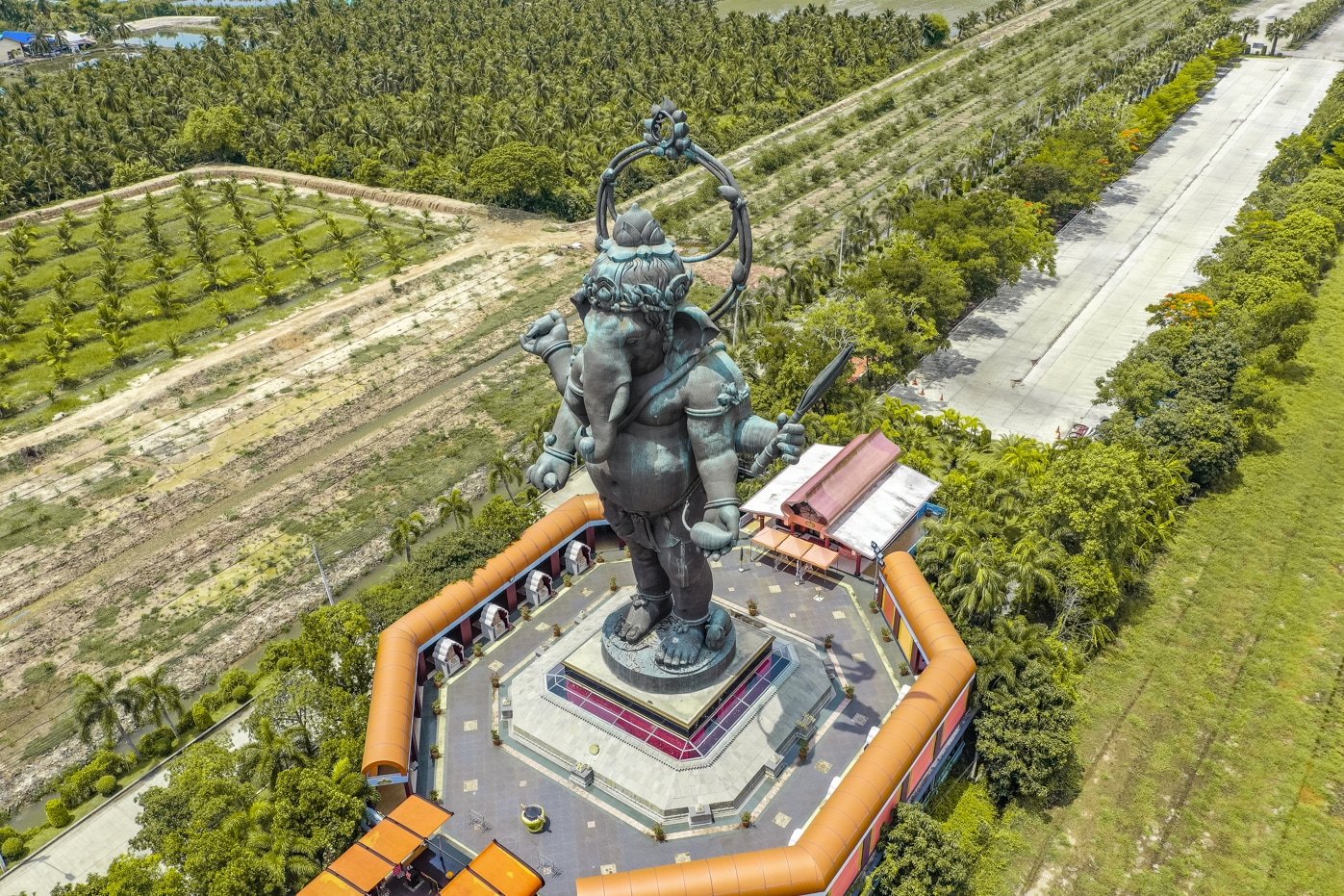 1 Day Temple Tour: Elephant God & Golden Temples