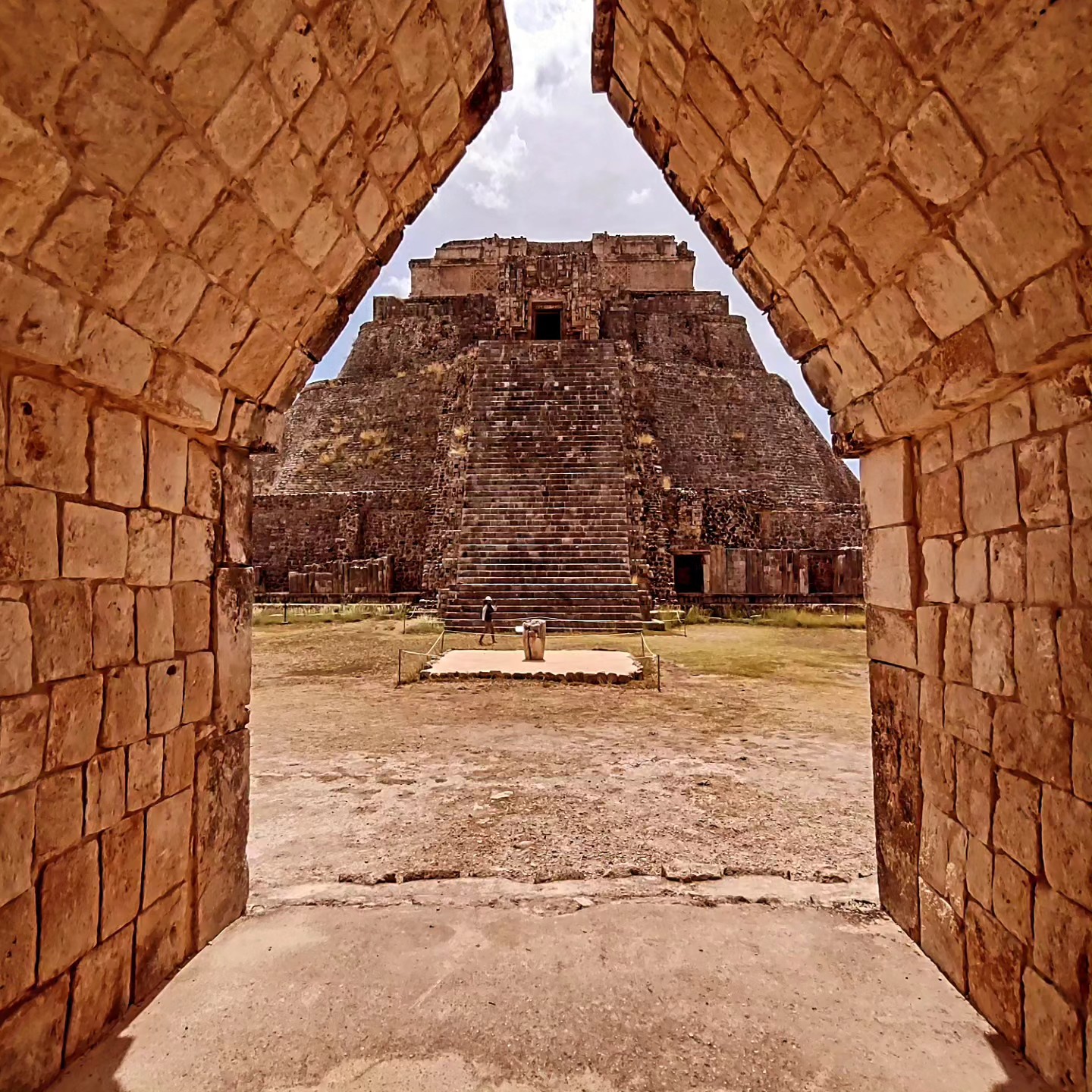 From Mérida: Uxmal, Kabah, and Cenote Guided Tour with Lunch