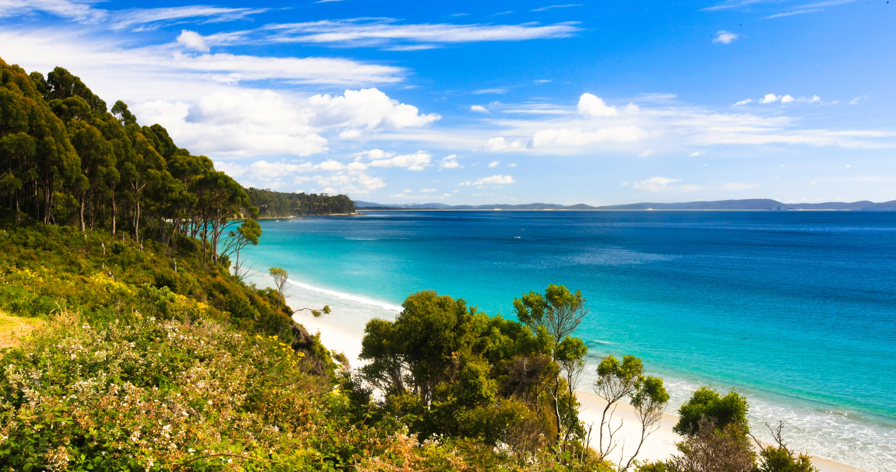 Bruny Island is a breathtaking island located off the coast of Tasmania, divided into two parts—North Bruny and South Bruny—connected by a narrow sandy isthmus called The Neck.