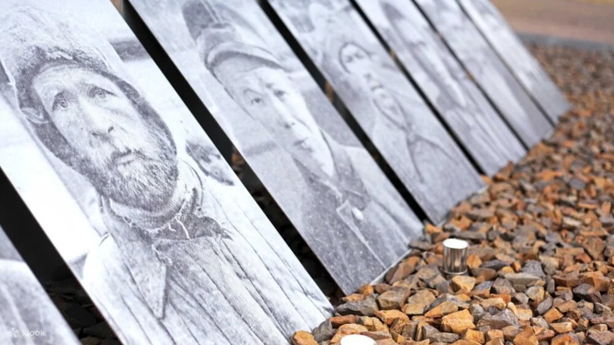 紀念薩克森豪森集中營中受苦罹難囚犯的肖像 紀念薩克森豪森集中營中受苦罹難囚犯的肖像