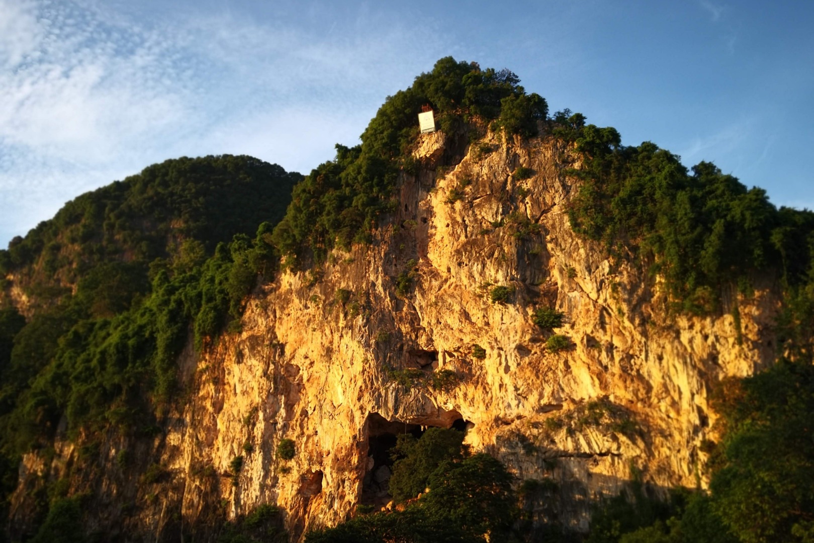 吉隆坡 Gua Damai 攀岩＆黑風洞導覽之旅