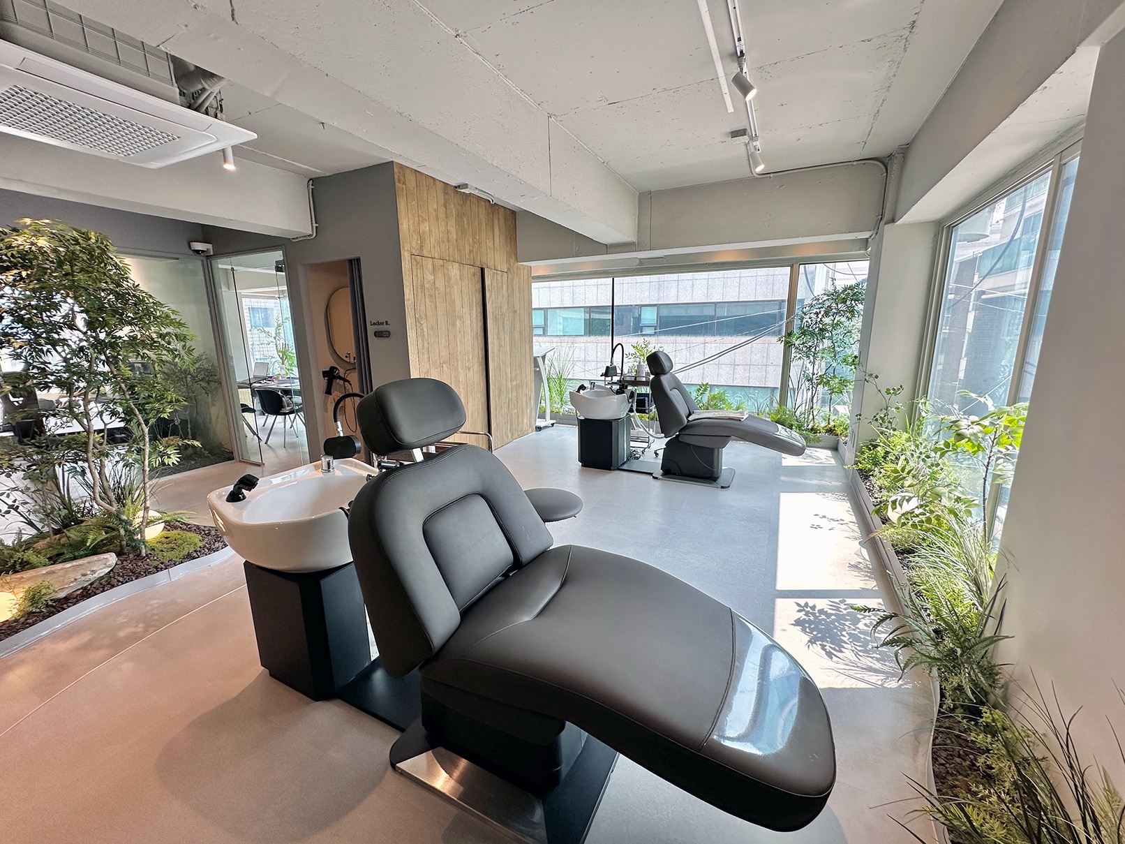 Advanced Hair Loss & Scalp Treatment Program at Dupibondang Seoul