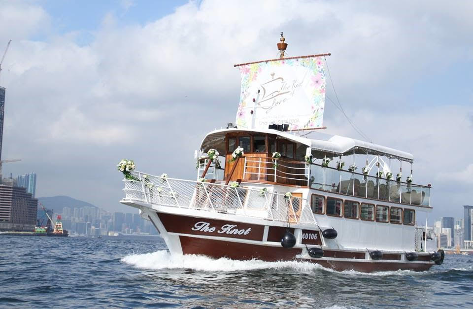 RP Victoria Harbour Tour Cruise Hong Kong | Free Drinks + Snacks