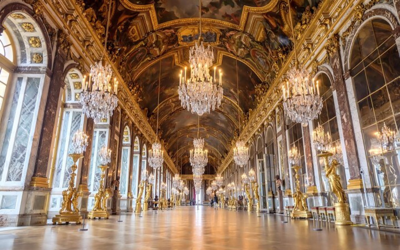 Private Domain of Marie Antoinette Tour in Versailles