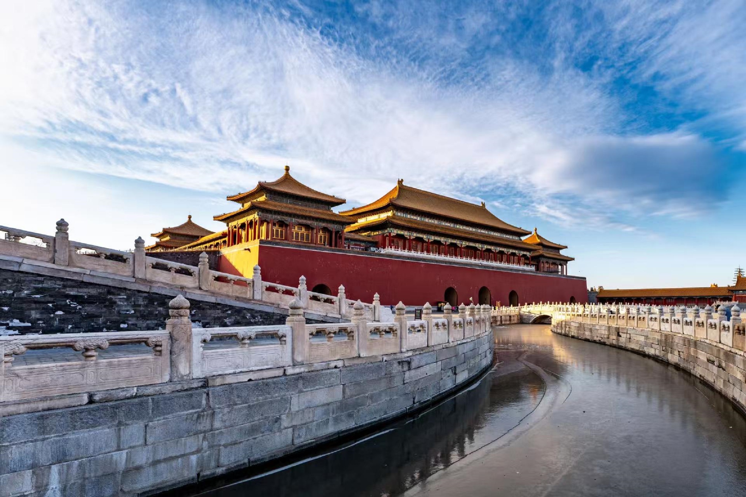 北京五日遊&穿越紫禁城(故宮+恭王府+什剎海+八達嶺長城+非遺文化表演+鳥巢+國家速滑館+天壇公園+頤和園+圓明園+體驗老北京地道美食)