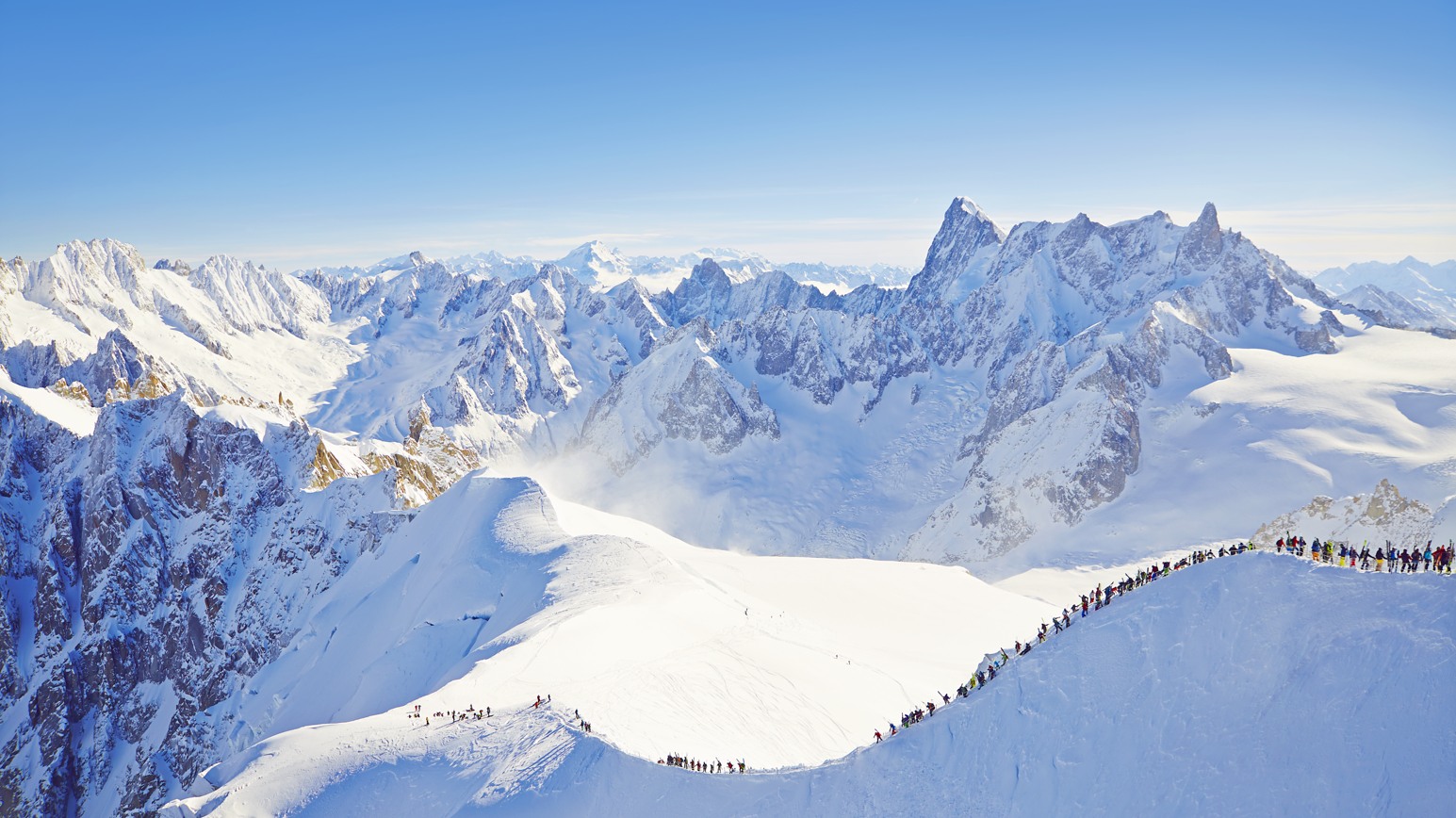 Chamonix Mont Blanc and Yvoire with cruise from Geneva 