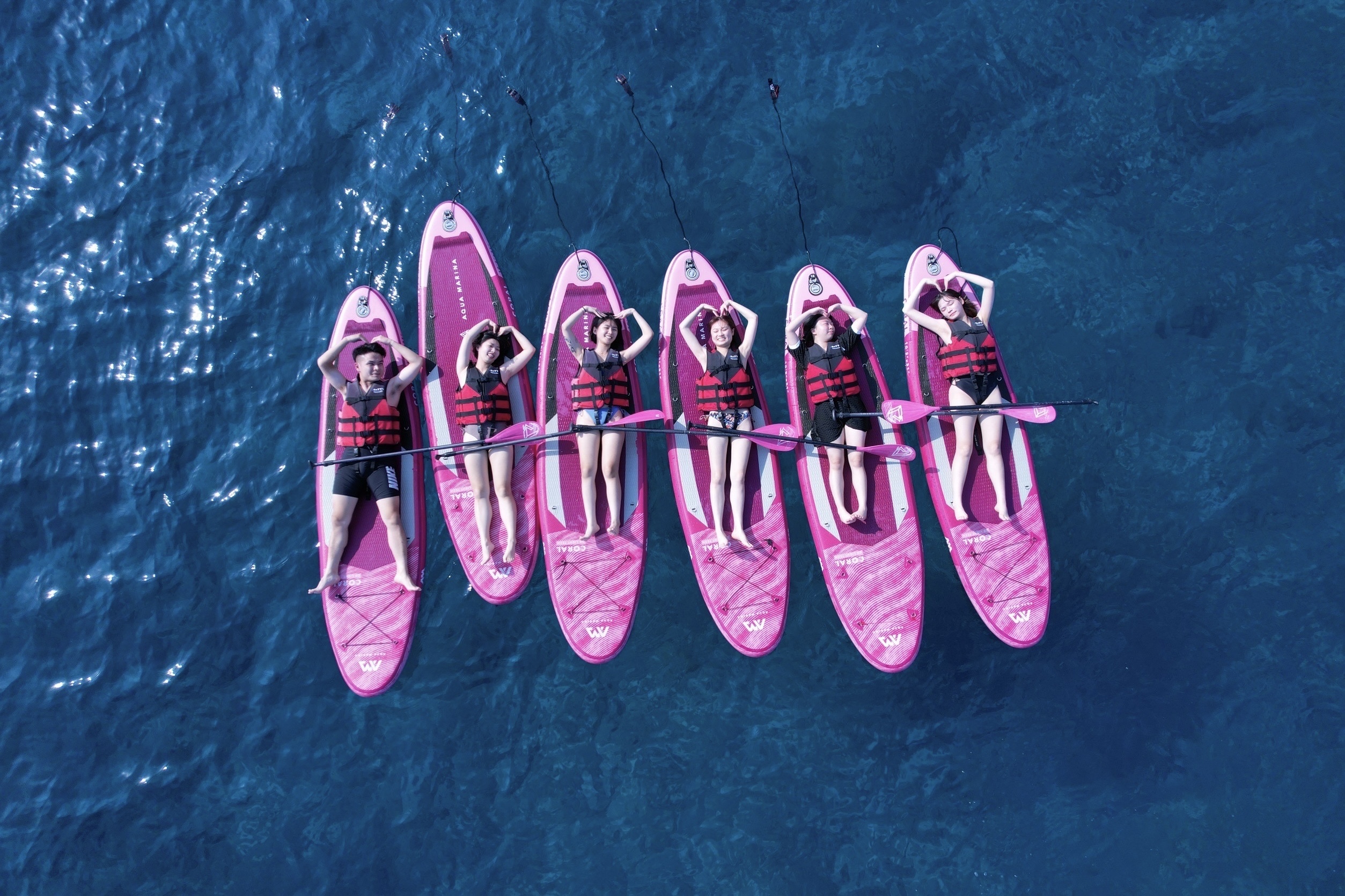 藍白拖水上俱樂部 - 小琉球SUP／獨木舟體驗(贈送空拍照)