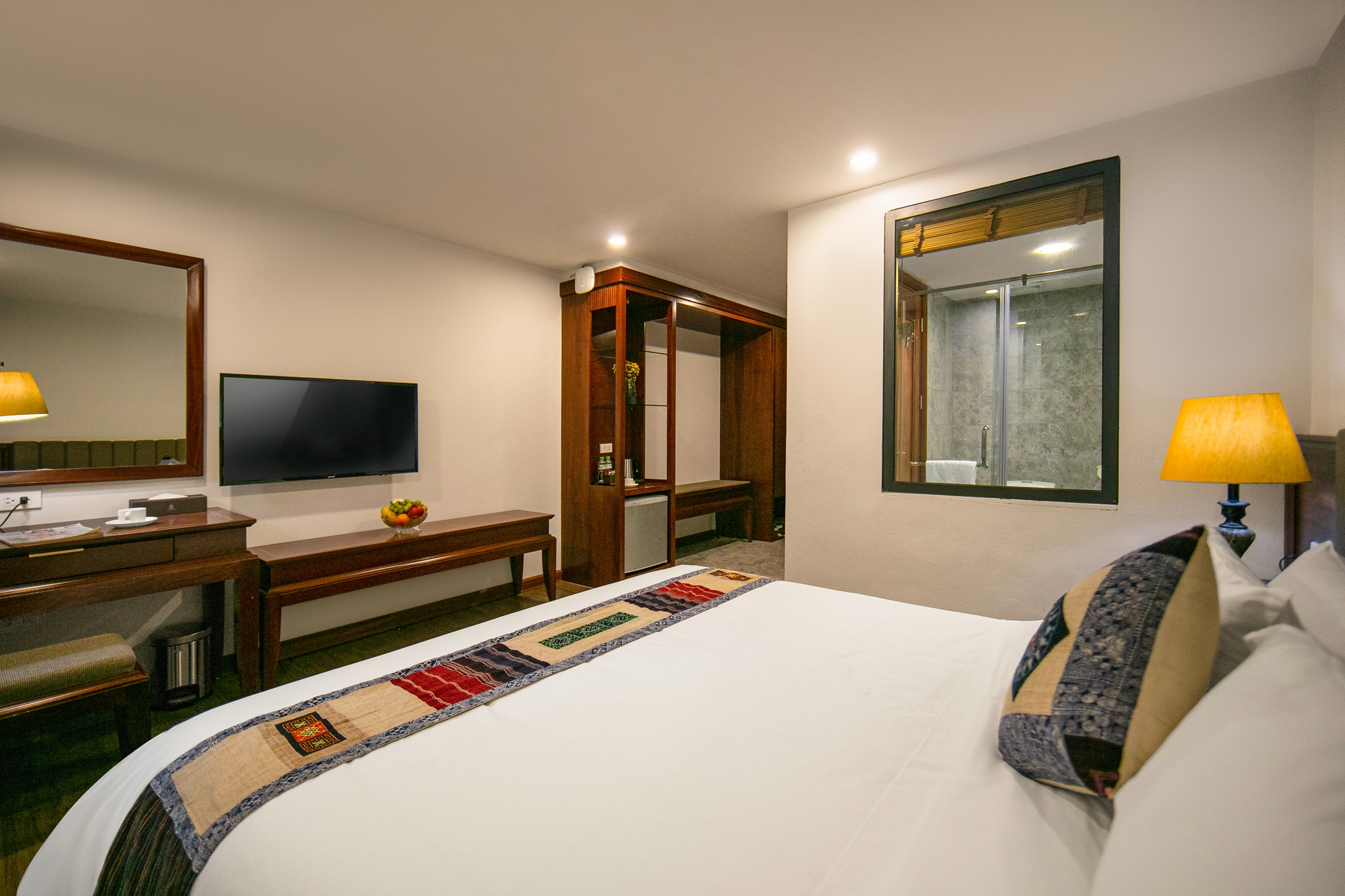 4-star hotel or equivalent: Bamboo Sapa Hotel – Standard Room