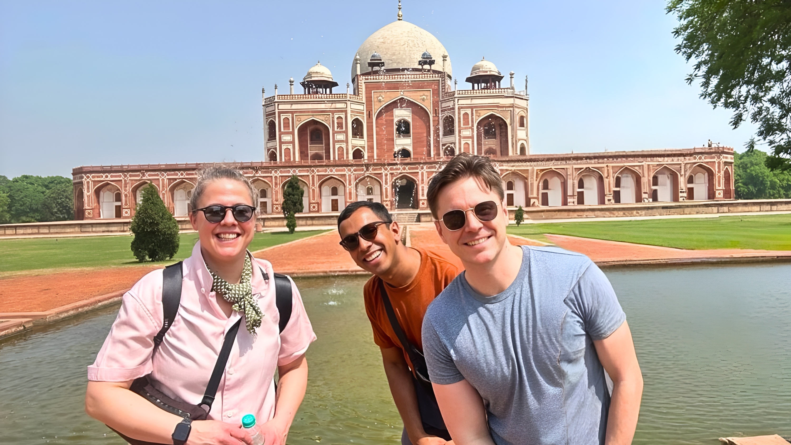 6-Hour Private Guided Tour of Old & New Delhi with Pick-up & Drop