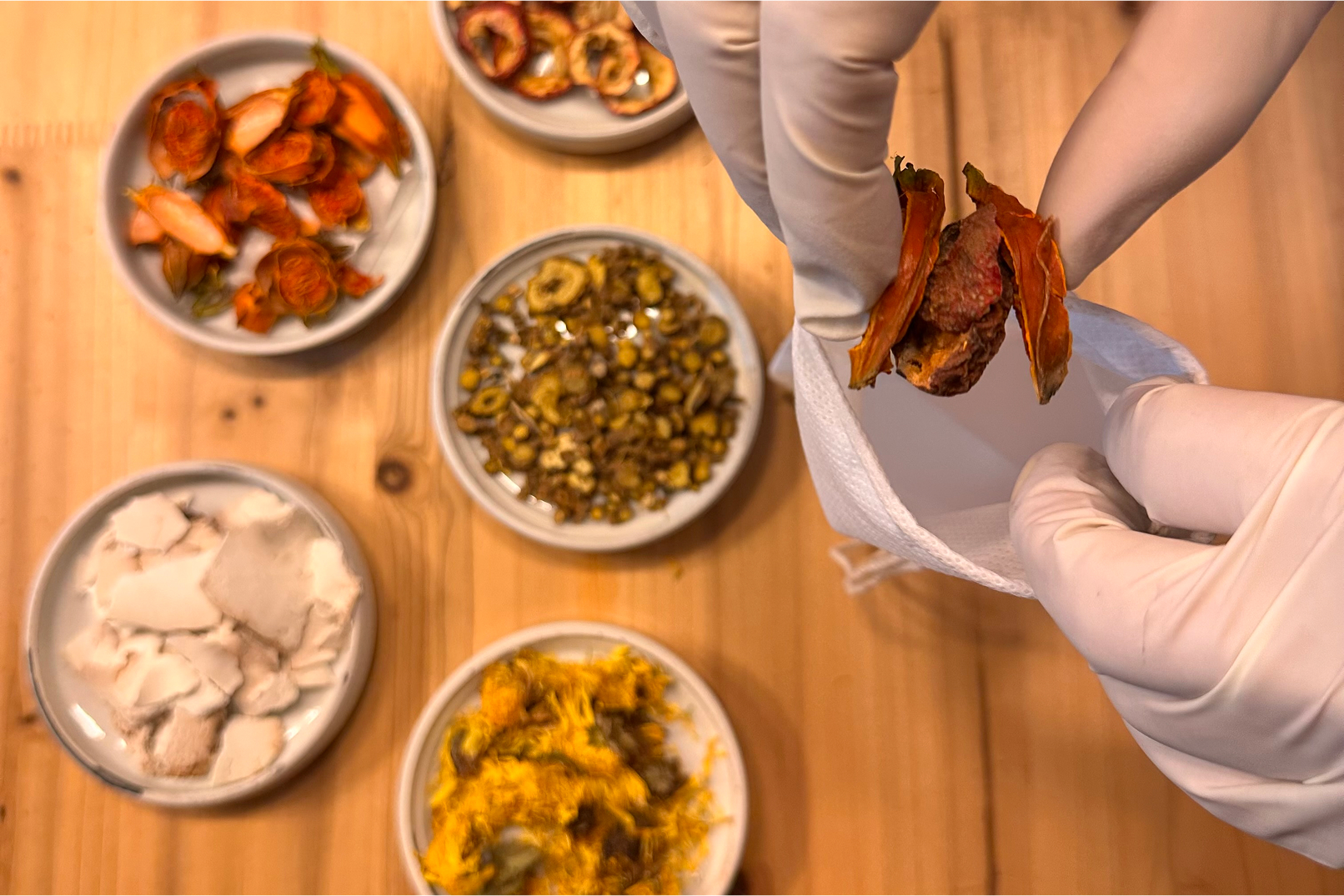 韓方藥材課程：與藥劑師一起學習茶和護膚