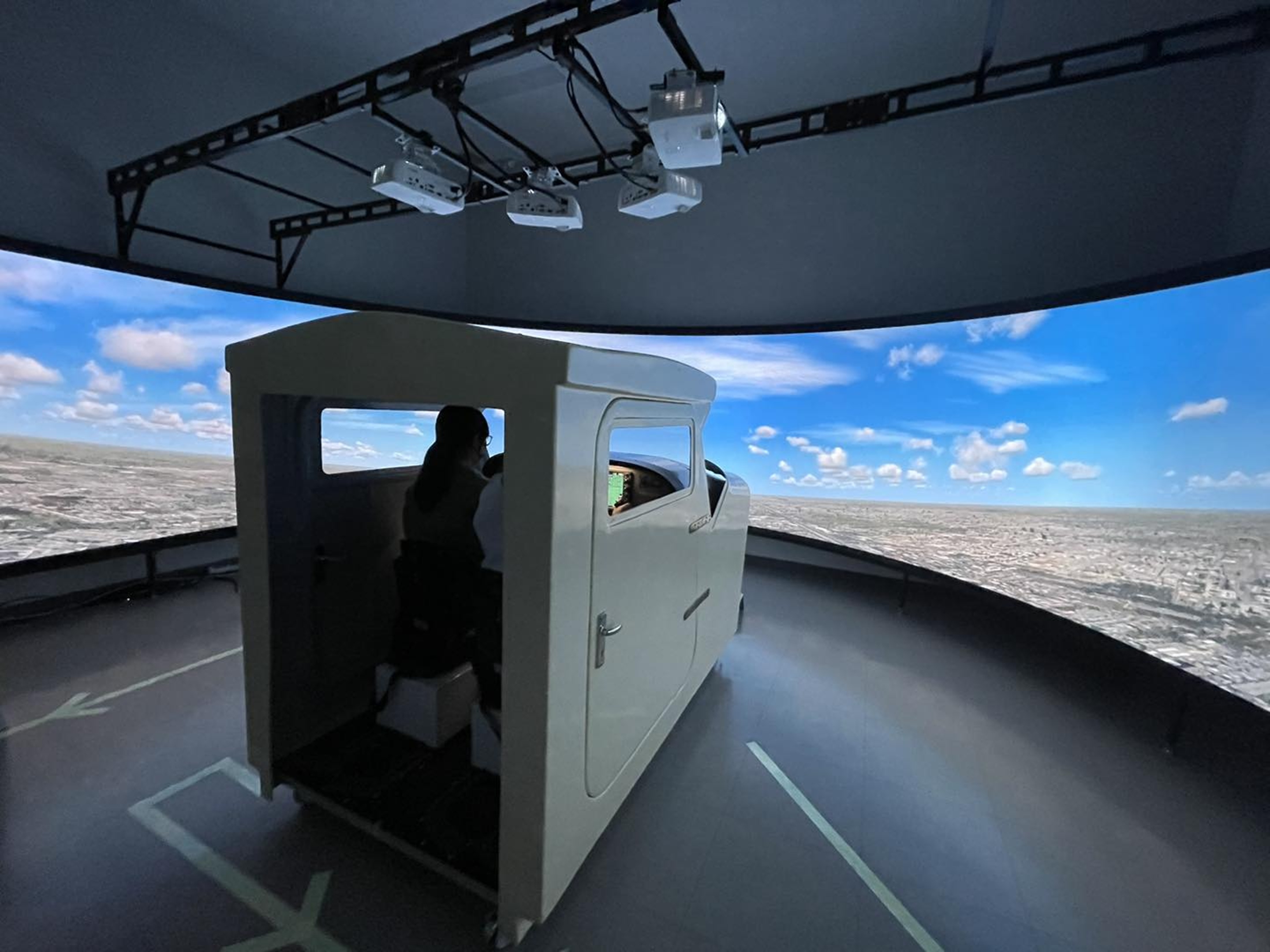 You can fly with C172S-G1000 too