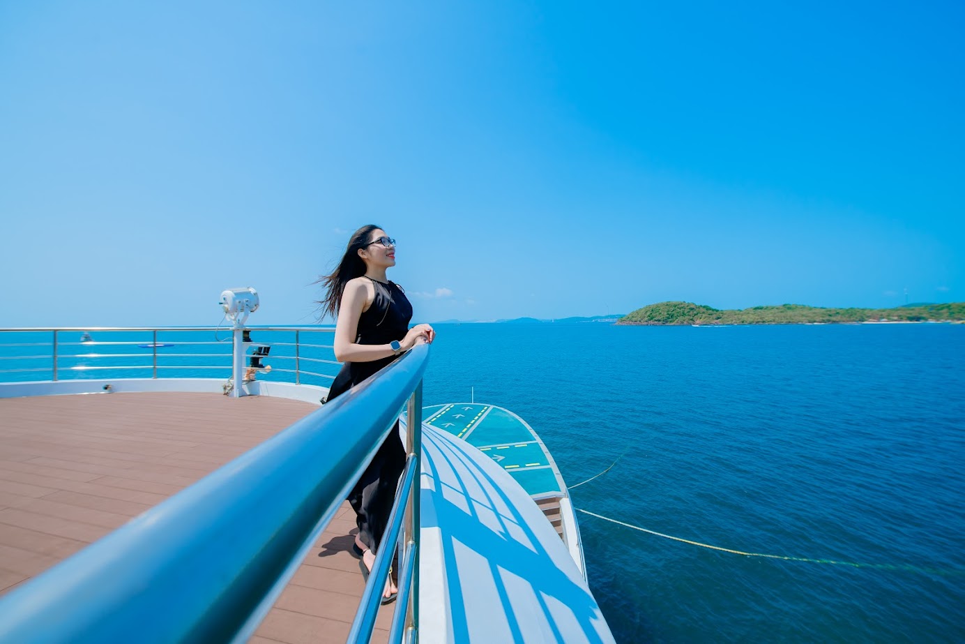 乘坐鸚鵡螺號遊艇體驗海上運動和3島獨木舟之旅