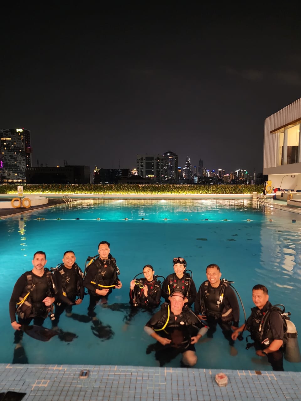 PADI OW Diver Course in Jakarta with PADI Dive Center