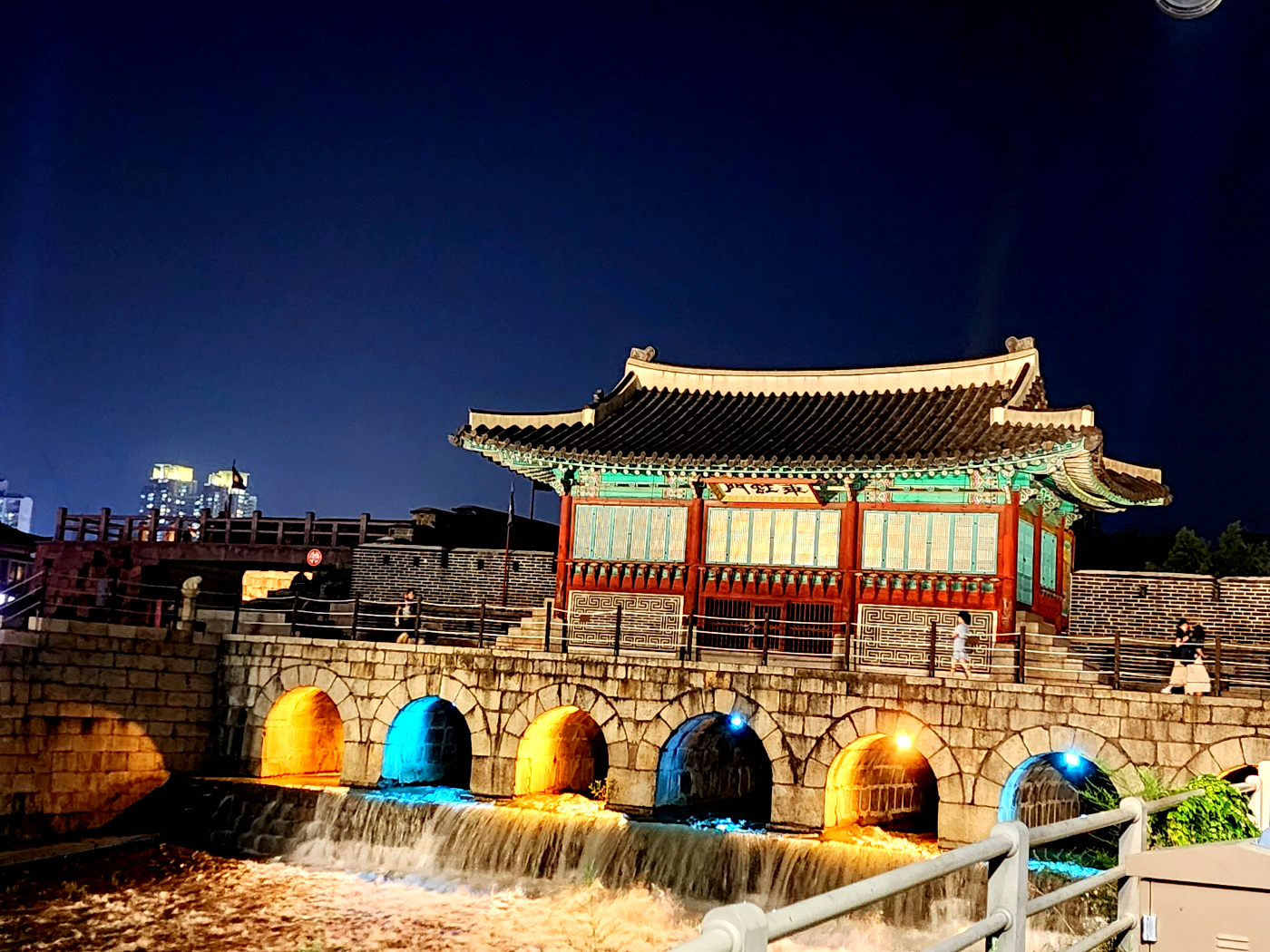 Suwon Hwaseong Fortress Night Tour