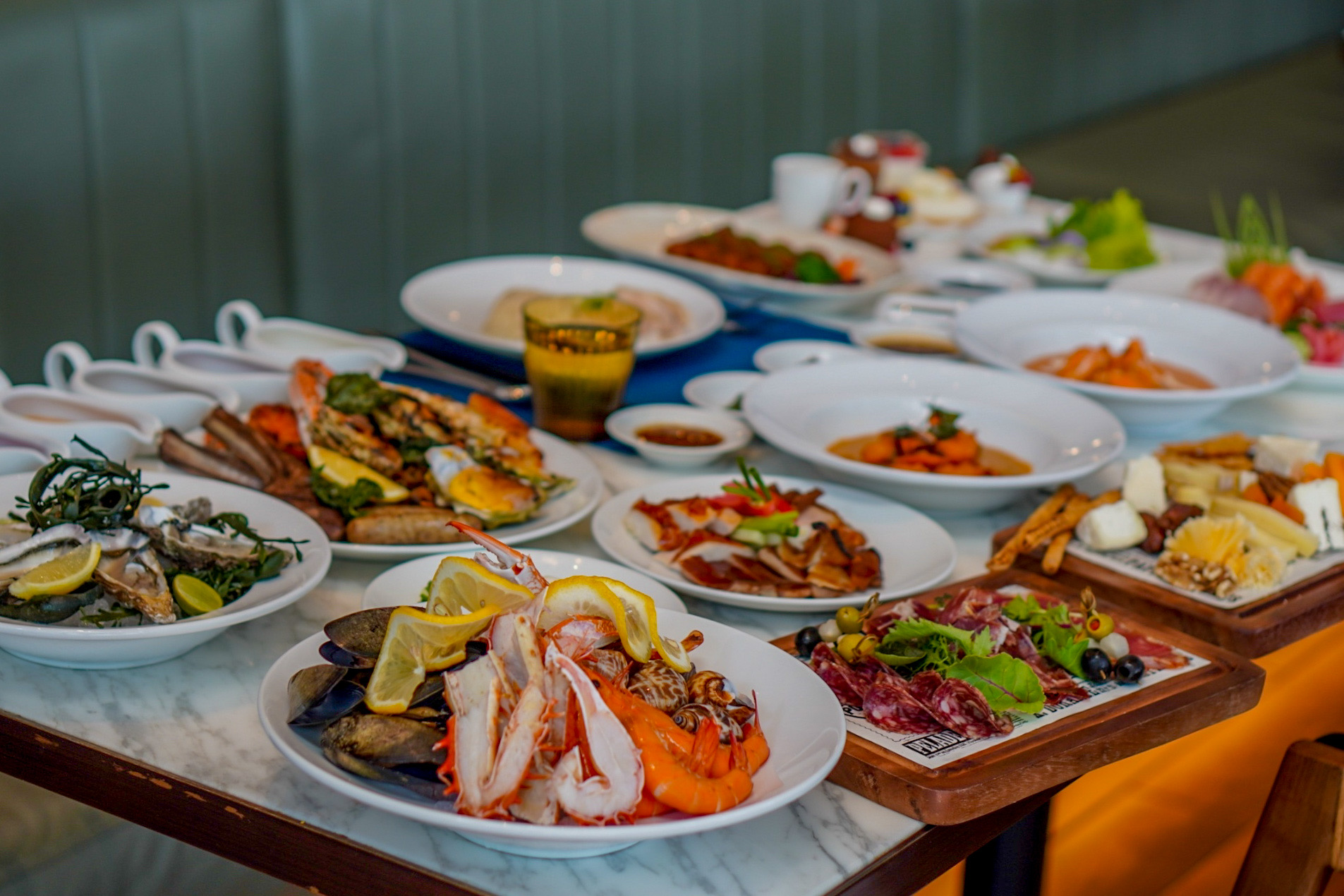 Seafood Buffet at FLOW, Millennium Hilton Bangkok