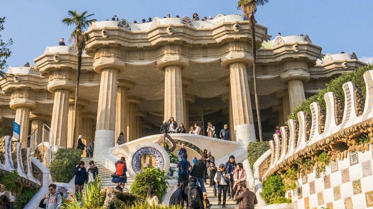 巴塞羅那桂爾公園之旅