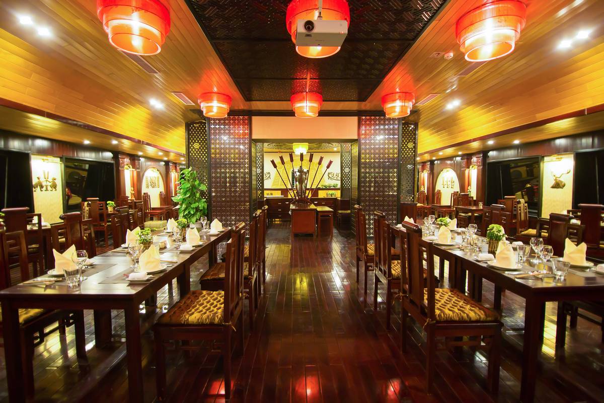 2天1夜下龍灣之旅（Dragon Legend Cruise 提供）