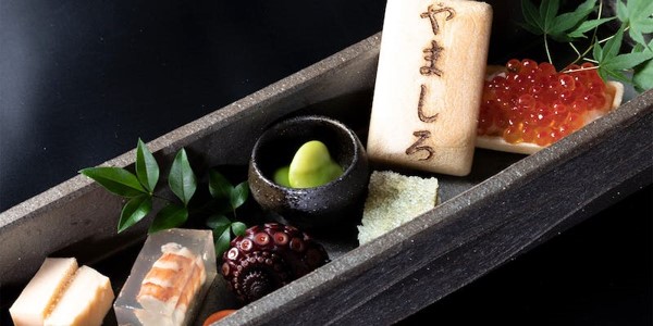鮨 栞庵 やましろ（Shiorian Yamashiro）米其林品牌壽司店鋪 - 東京惠比壽、新宿、吉祥寺