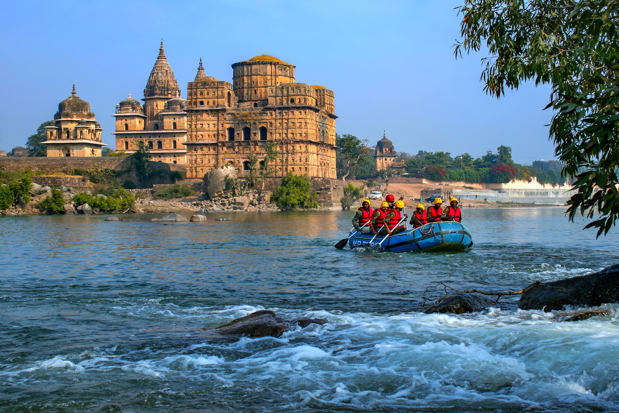 A Day Trip of Orccha from Khajuraho with Guide Service
