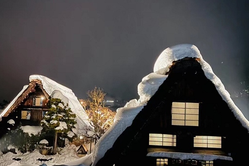 2024 2D1N Shirakawago Illumination & Hida Takayama Bus Tour