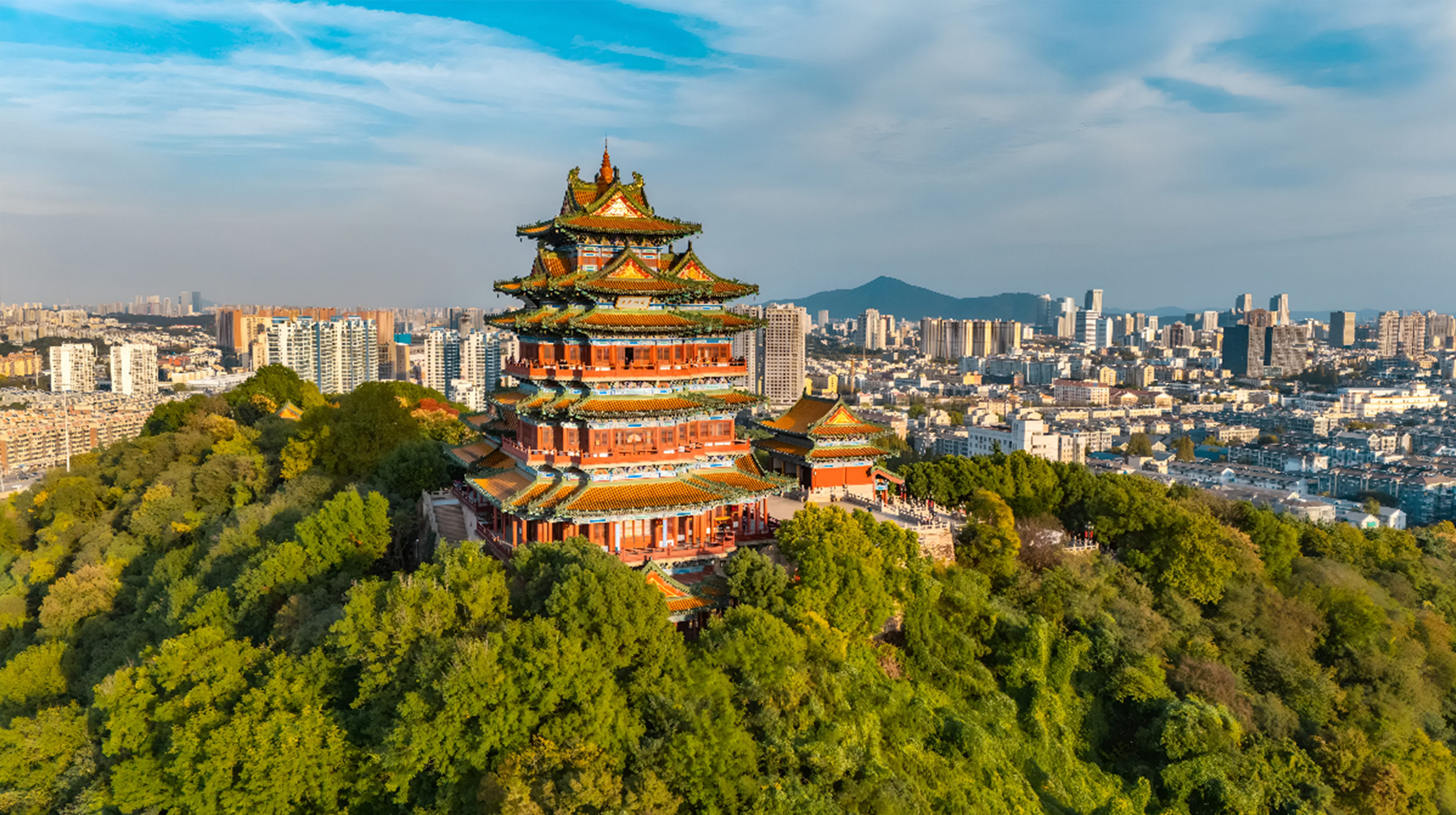 遇見南京3日遊（中山陵+夫子廟秦淮河+總統府+老門東歷史街區+賞金陵美景+環湖漫步+觀老城風光+登閱江樓+品特色地道小吃+贈秦淮河遊船）