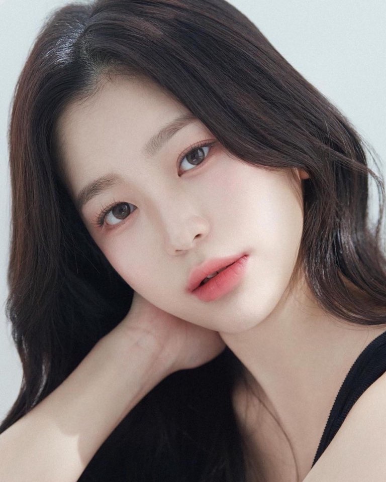 K-Beauty Makeup Class with Korean Pro Artist.