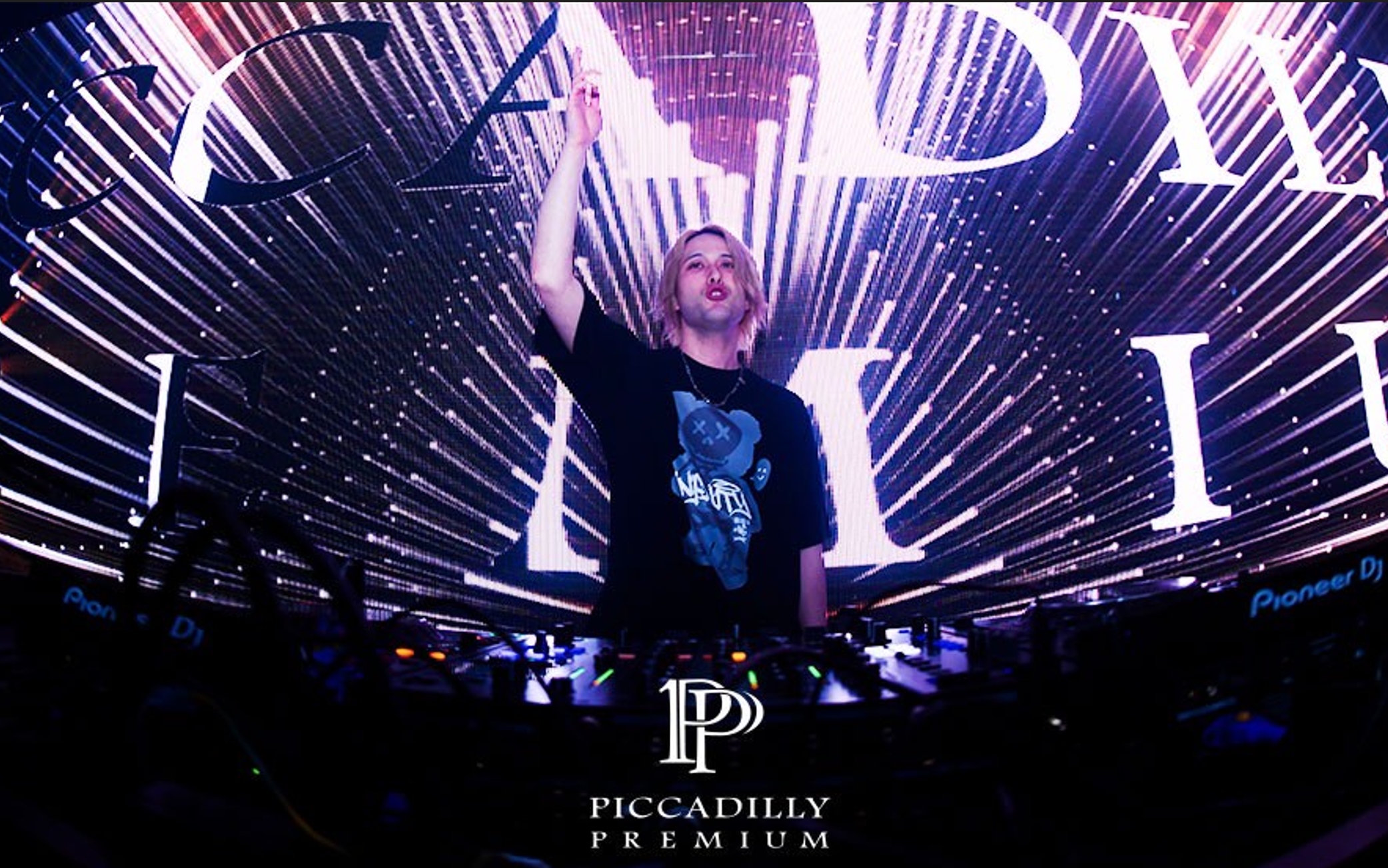 PICCADILLY PREMIUM 現場秀及夜總會門票