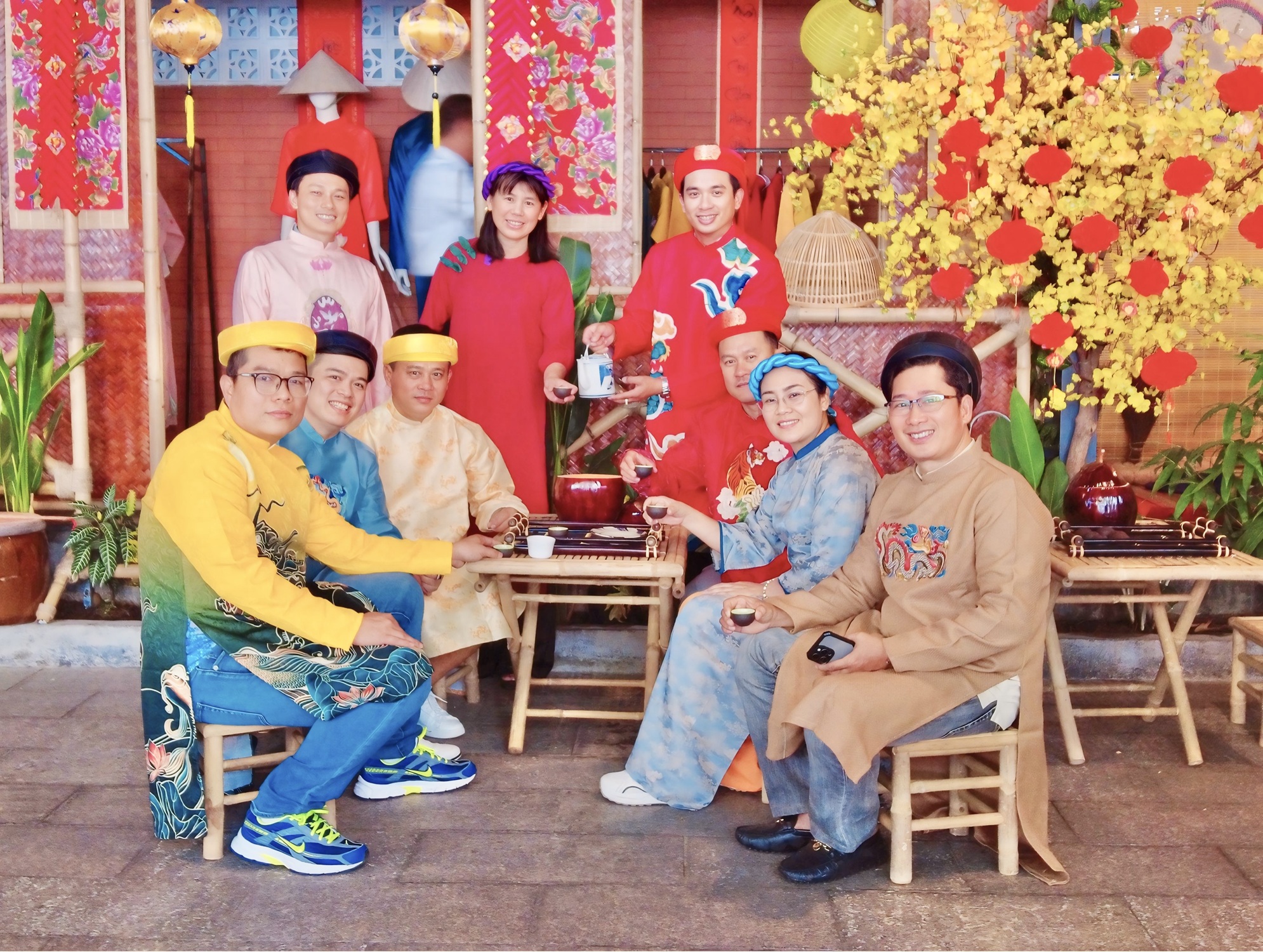 Traditional Vietnamese Afternoon Tea & Folk Craft Experience