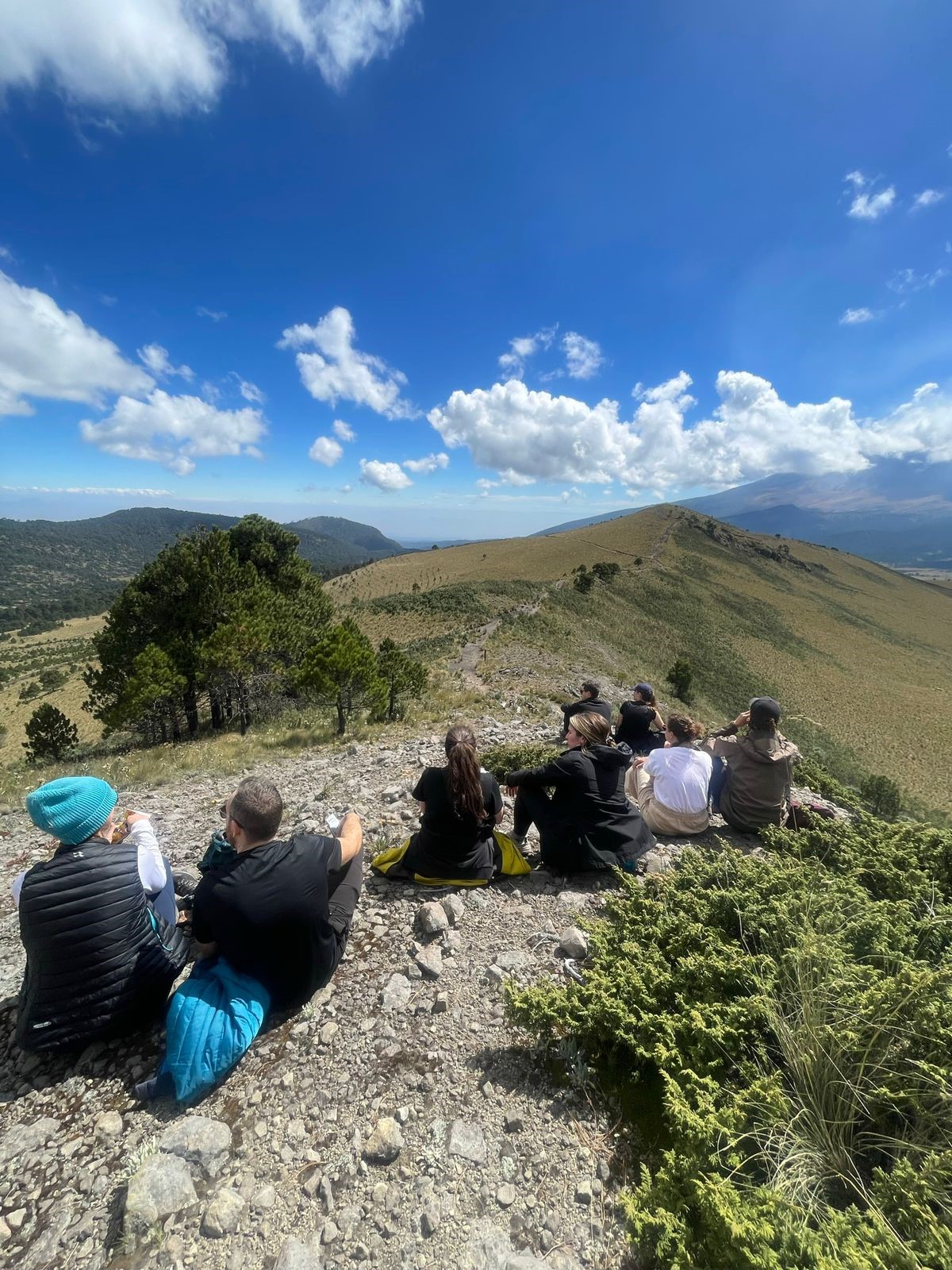 Iztaccihuatl Volcano Hike with an Alpinist