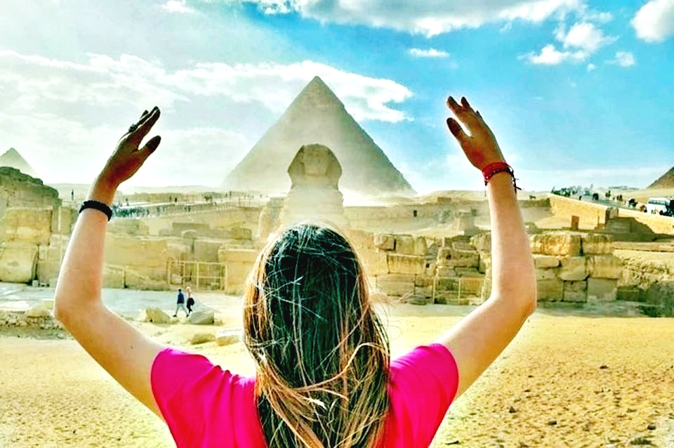 Hurghada: Private 2-Day Cairo, Giza, Sakkara & Memphis Tour