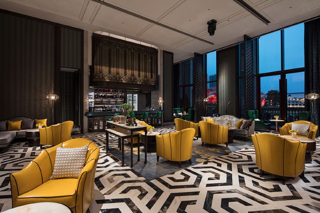 Guangzhou Shibaige Grand View Hotel