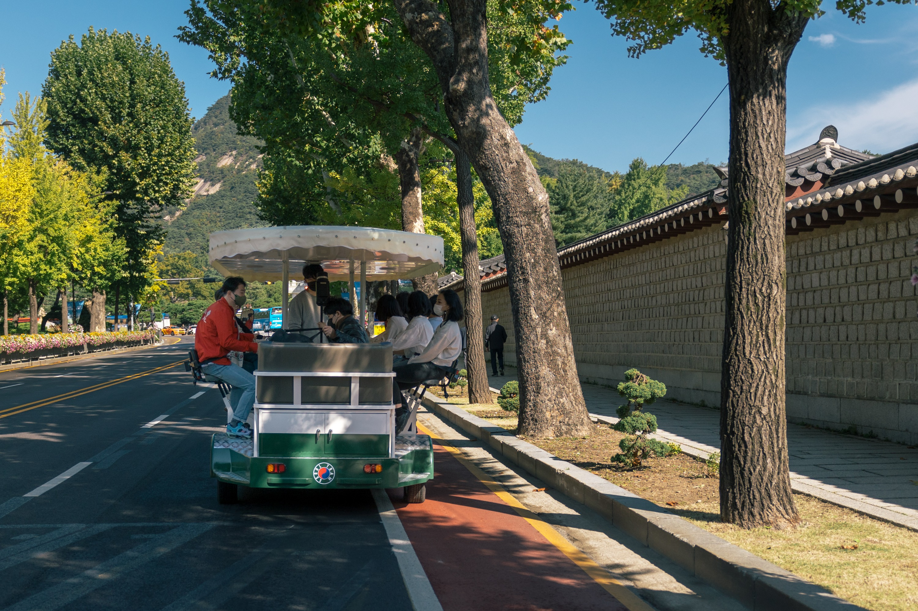 Seoul Bike Tram Tour