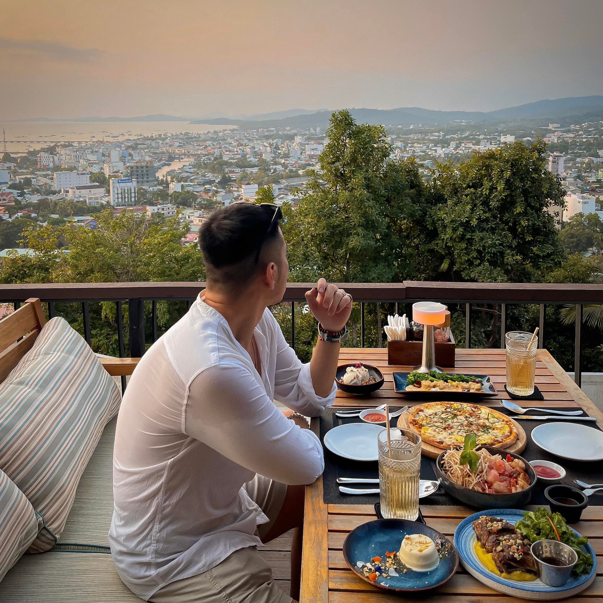 Phu Quoc Airport Transfer with Shopping & Cafe Experience