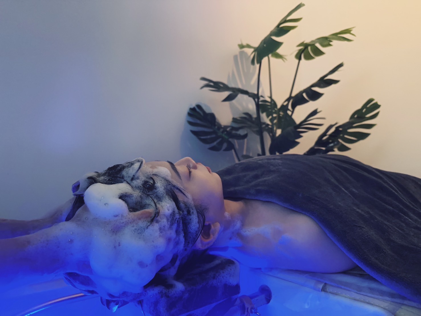 IM Beauty Salon - Exquisite Vietnamese Hair Wash & Ear Cleaning Experience Coupon (MRT Ximen Station)