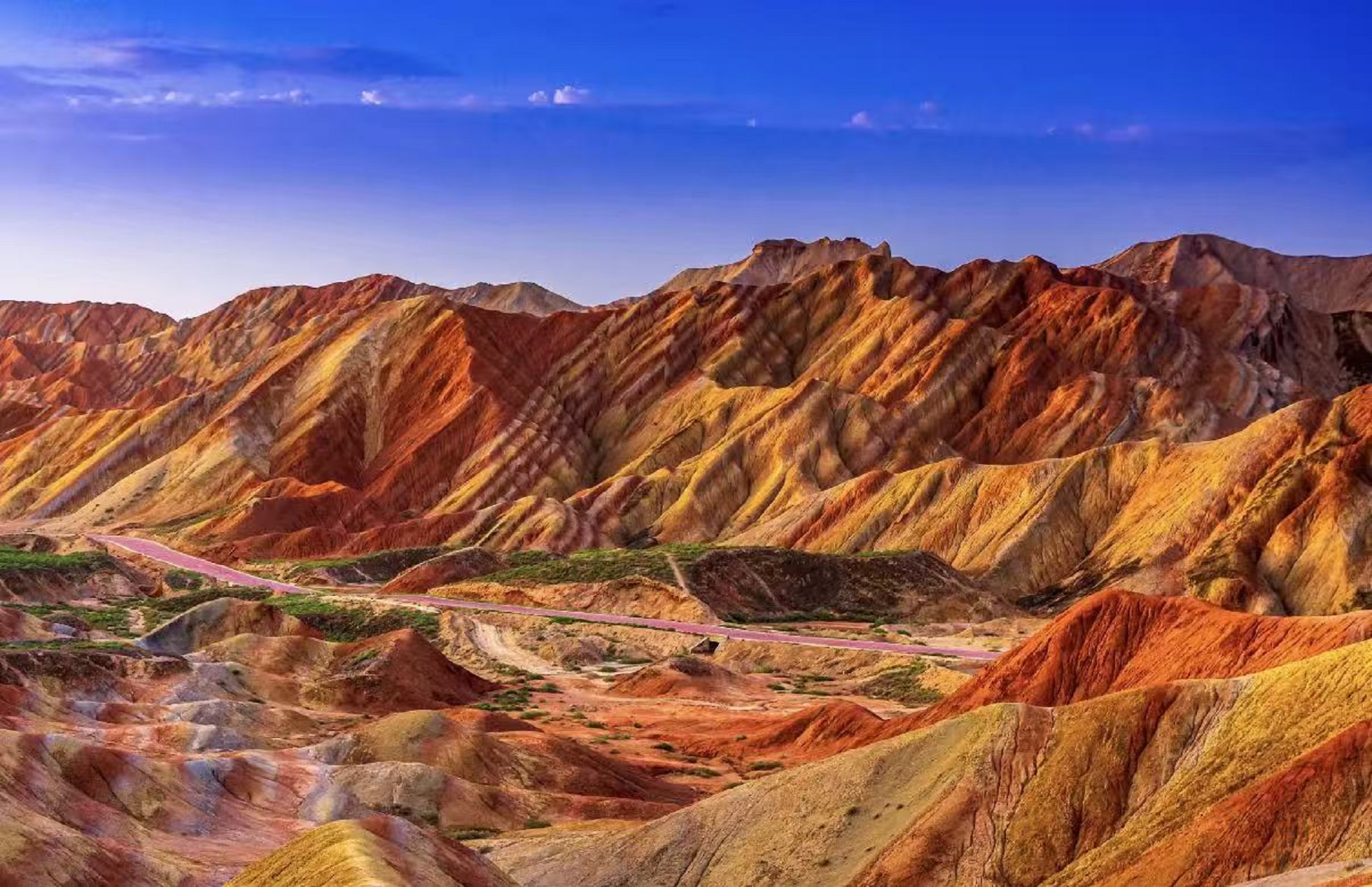 Zhangye Mati Temple & Danxia National Geopark Day Tour (Including Sunset)