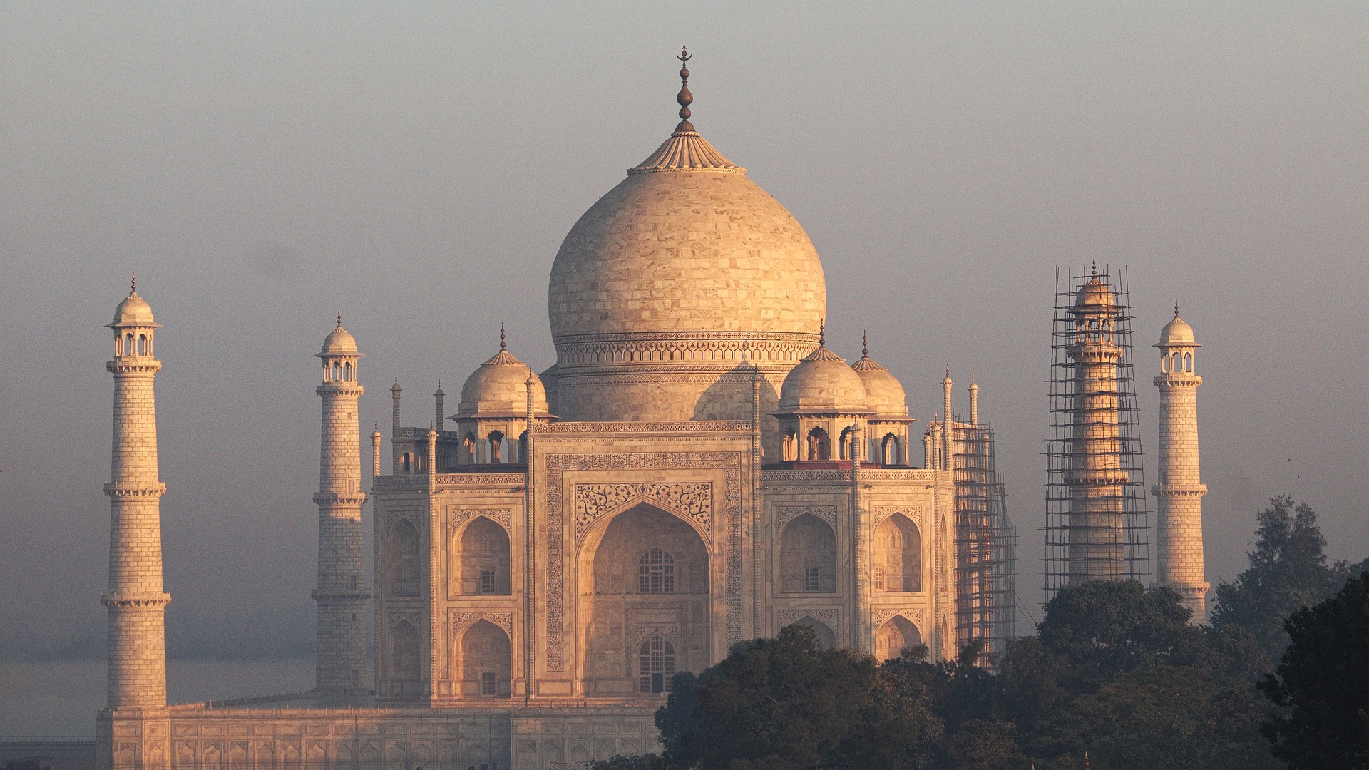 6 Days Golden Triangle Private Tour with Udaipur ( 4 cities )