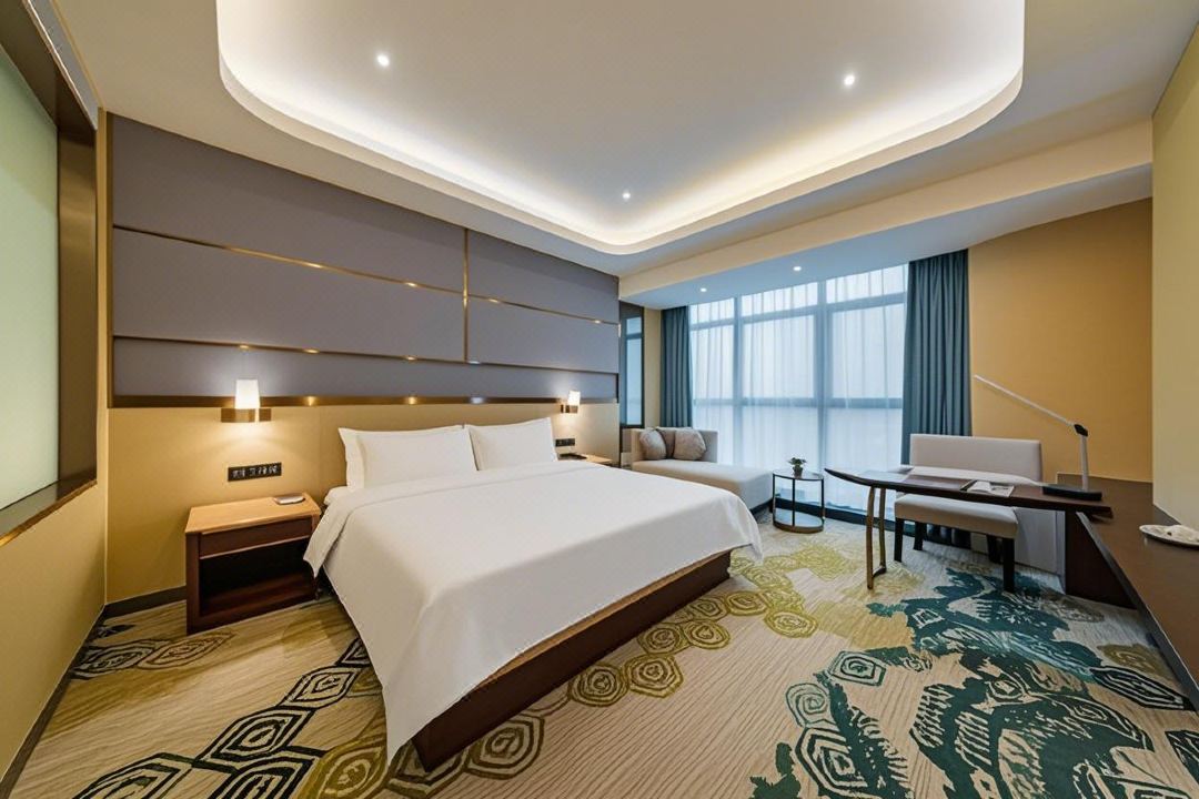 Business Queen Room