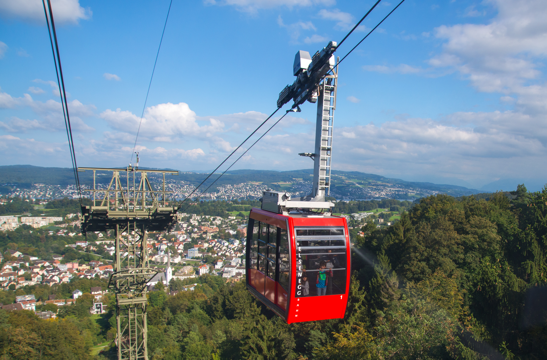 Обзорная экскурсия по Цюриху с паромом по Цюрихскому озеру и канатной дорогой до Фельзенегга