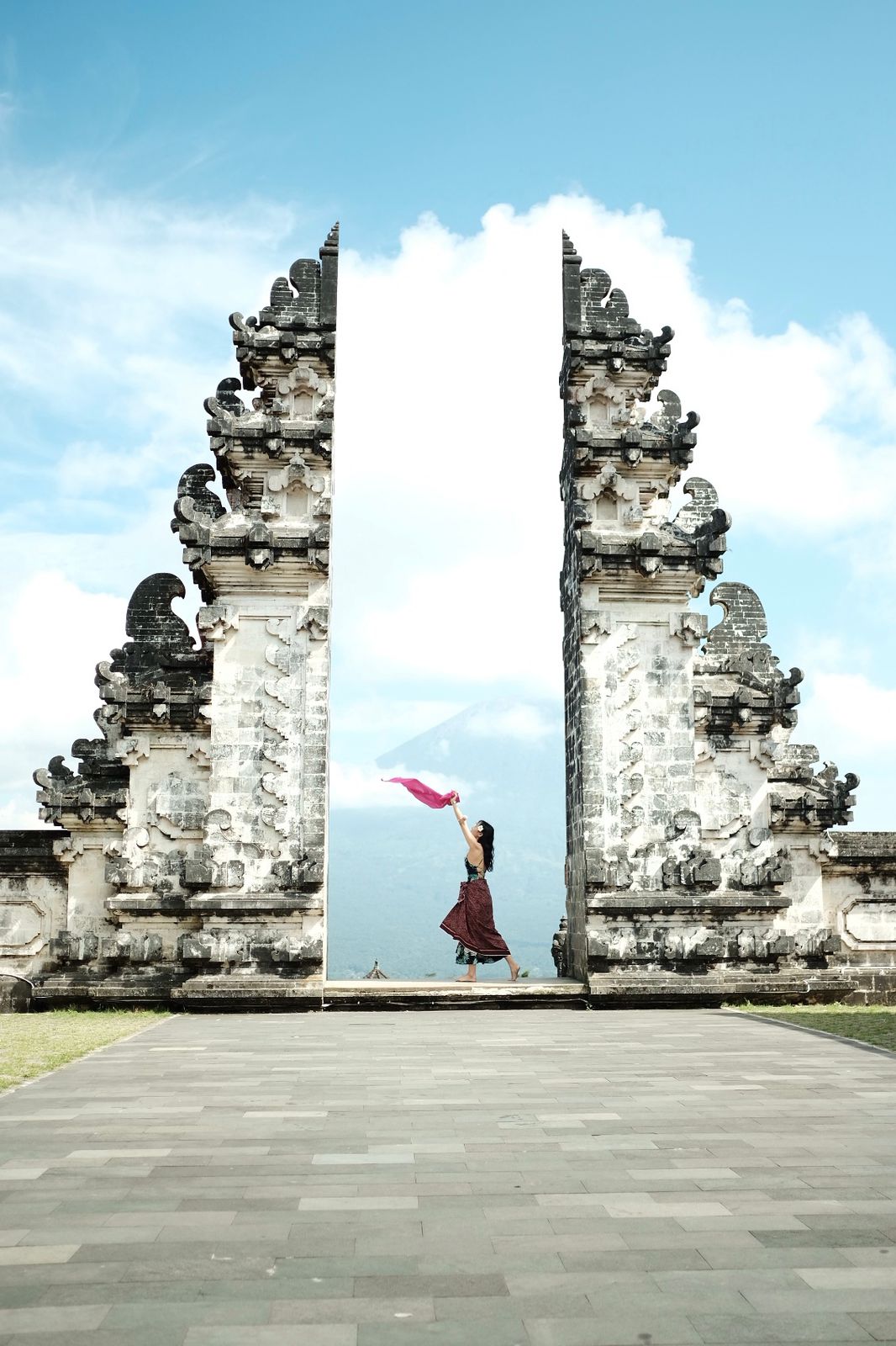 Bali Day Tour with Photographer by Camera &amp; Drone