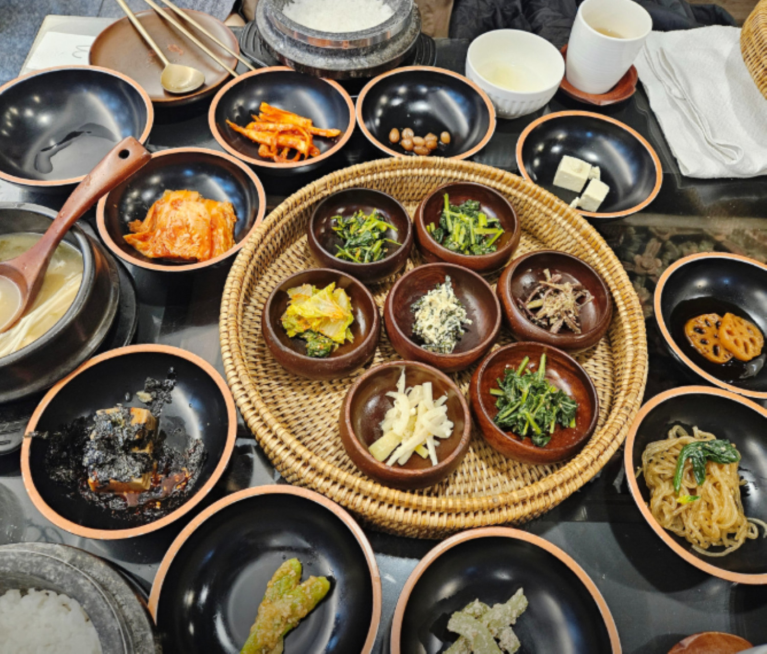 Seoul Solo Dining Reservations with Digital Guide in Your Language.
