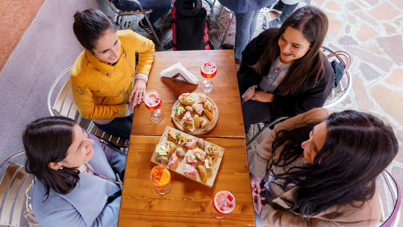 Half-day street food tour in Venice