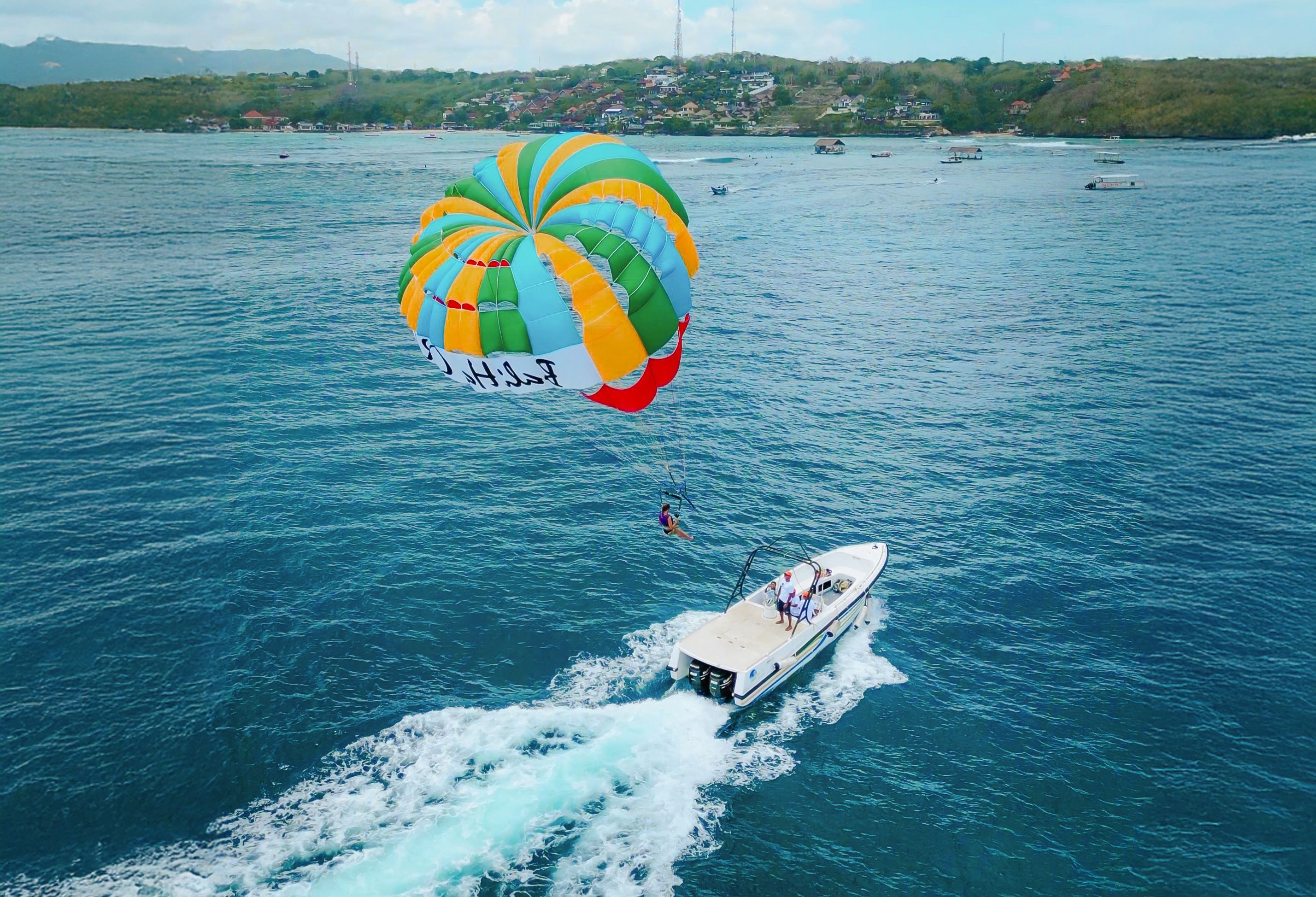 峇里島藍夢島珊瑚遊船＆水上活動（Bali Hai Cruise 提供）