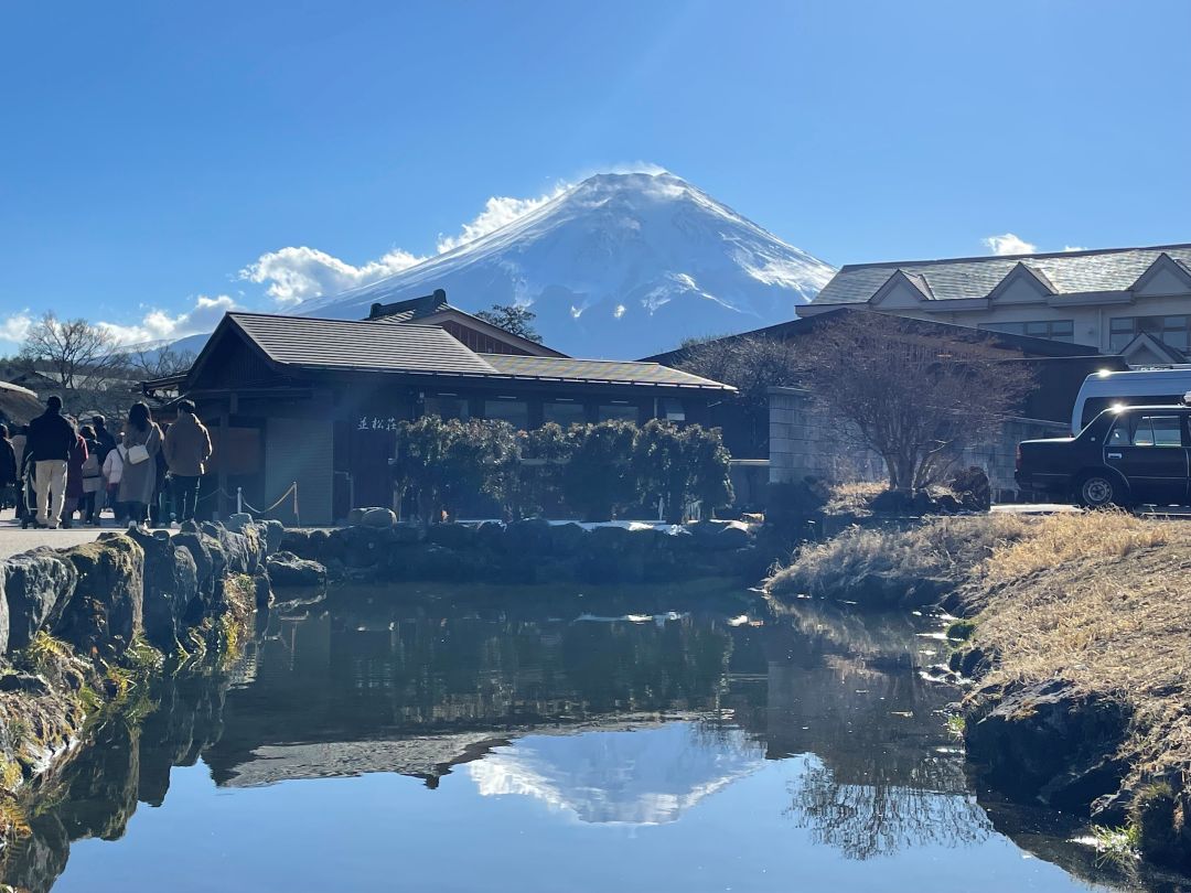 東京富士山一日遊｜富士山五合目・新倉山淺間公園・日川時計街・忍野八海・可選購伊勢龍蝦餐（東京出發）