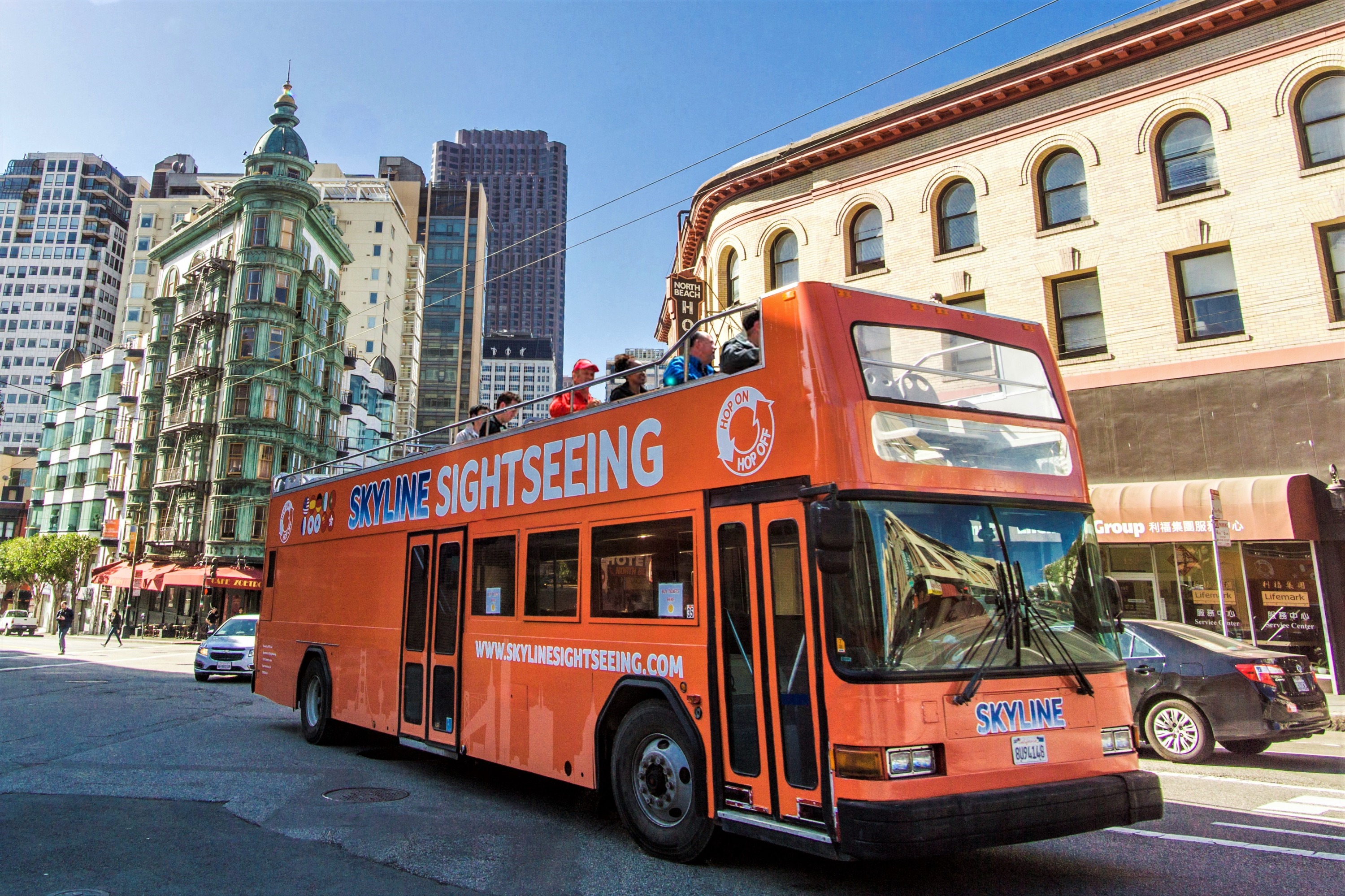 Enjoy the flexibility of unlimited access to hop on and off at various city stops