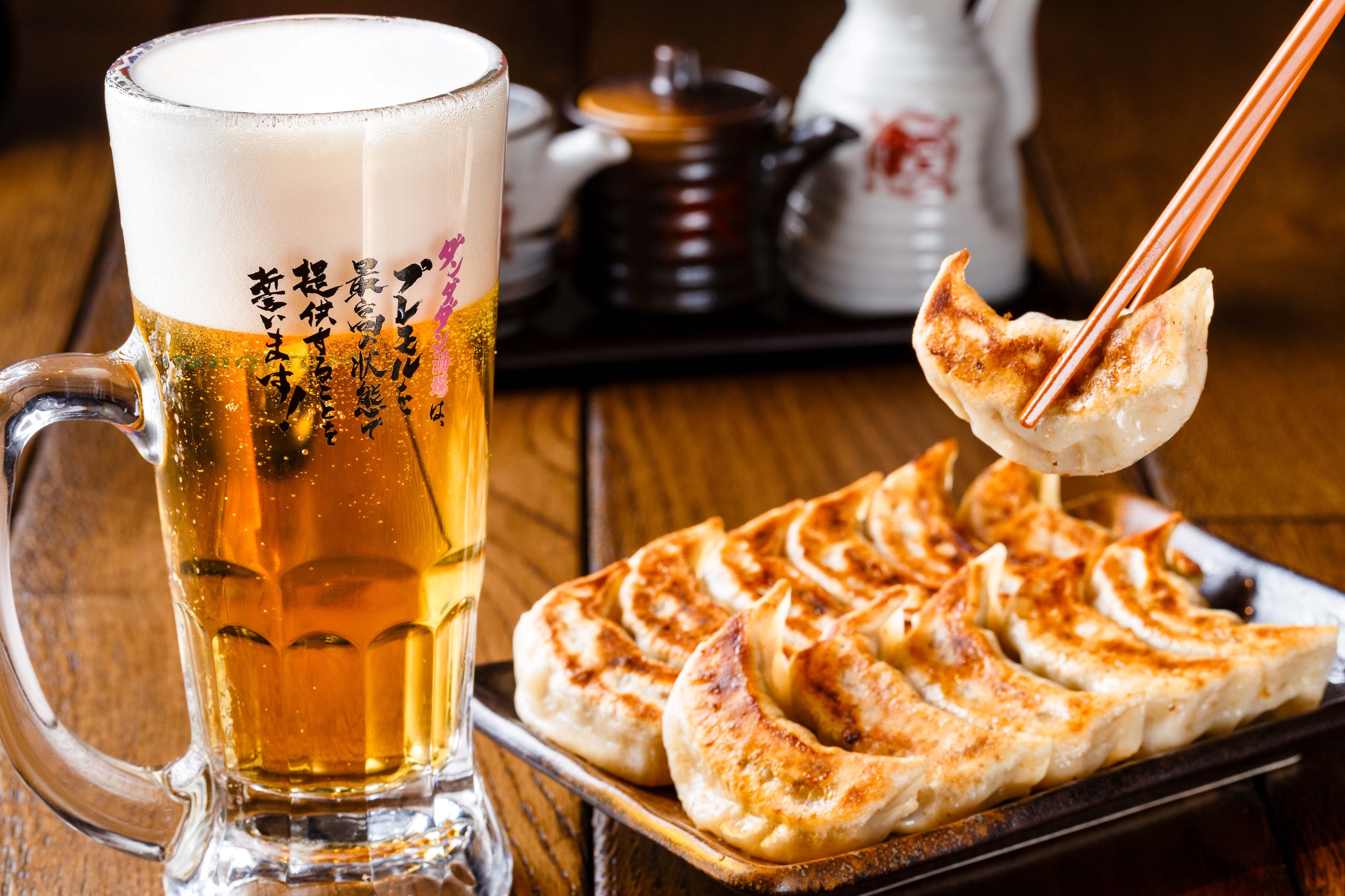 多汁酥脆的餃子——日本終極深夜療癒美食。