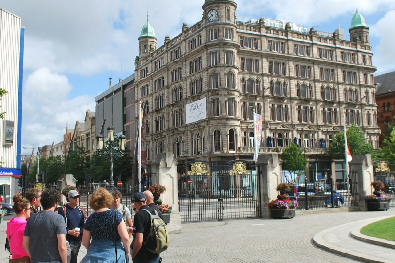 Belfast Walking Tour