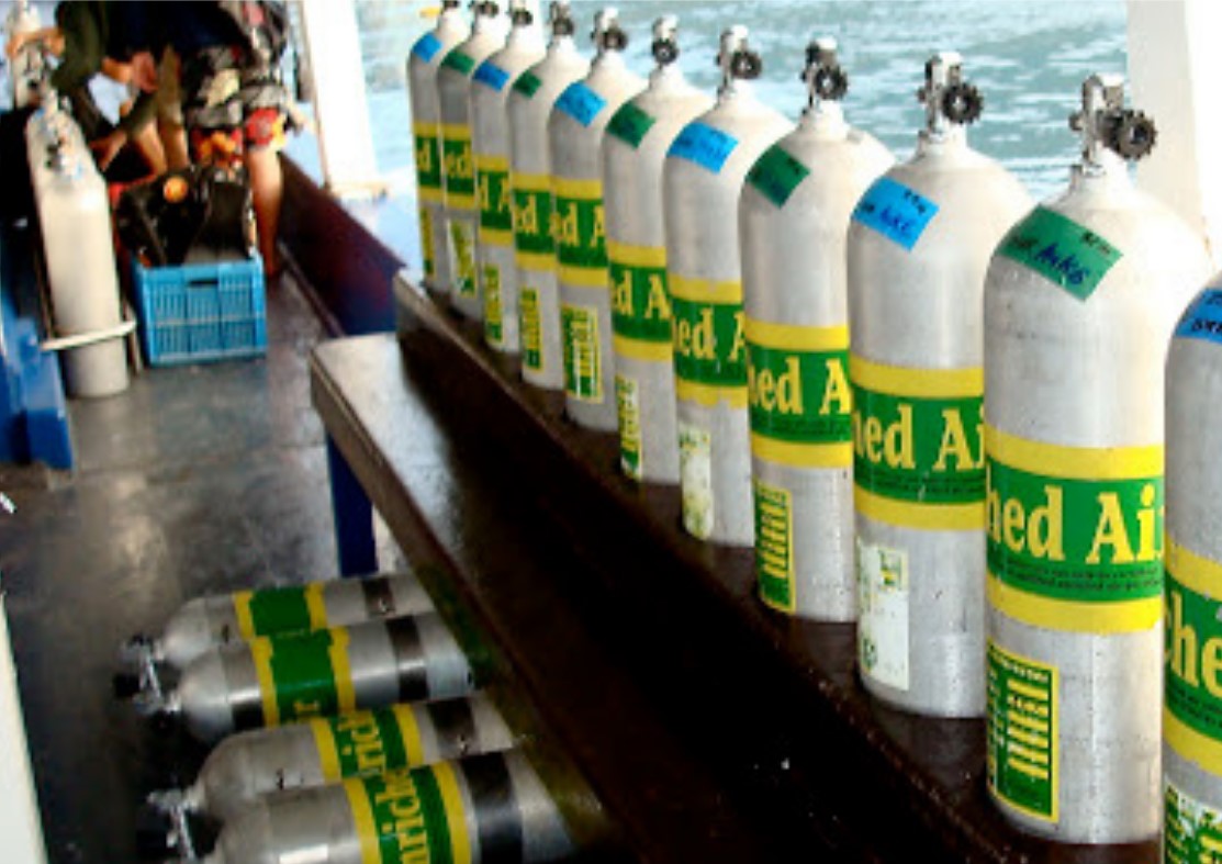 Experience More: Nitrox Course in Puerto Morelos with PADI Center